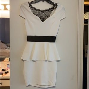 black and white dress size S. Good condition